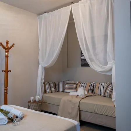 TSABAS BEACH SIDE APARTMENTS ΤΣΑΜΠΑΣ ΠΑΡΑΛΙΑΚΑ Διαμερίσματα 4 Διαμέρισμα Kastro-Kyllini