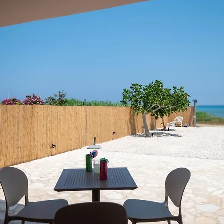 TSABAS BEACH SIDE APARTMENTS ΤΣΑΜΠΑΣ ΠΑΡΑΛΙΑΚΑ Διαμερίσματα 4 Apartment Kastro-Kyllini