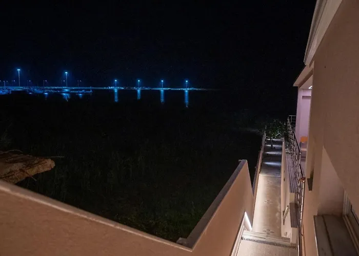 Tsabas Beach Side Apartments Τσαμπασ Παραλιακα Διαμερίσματα 4 Apartament *