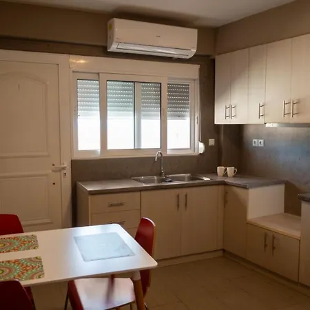 TSABAS BEACH SIDE APARTMENTS ΤΣΑΜΠΑΣ ΠΑΡΑΛΙΑΚΑ Διαμερίσματα 4 Apartamento *