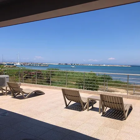 TSABAS BEACH SIDE APARTMENTS ΤΣΑΜΠΑΣ ΠΑΡΑΛΙΑΚΑ Διαμερίσματα 4 * Kastro-Kyllini